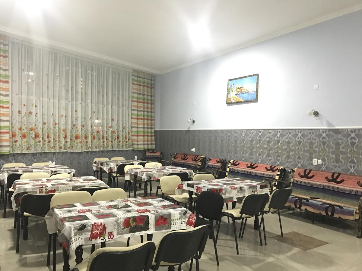 Bereke Hostel Simkent Buitenkant foto